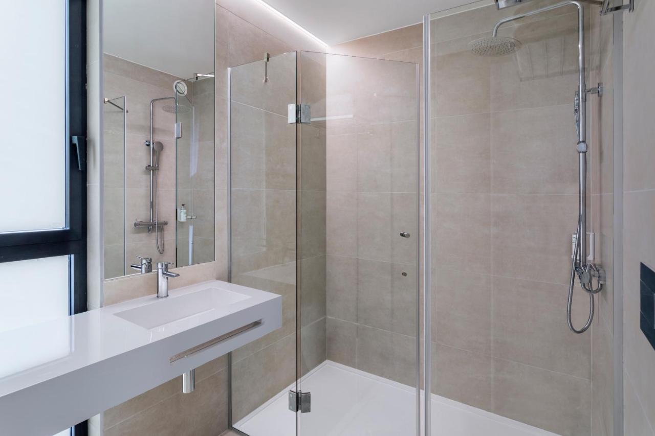 B&B Hotel Санту-Тирсу Экстерьер фото