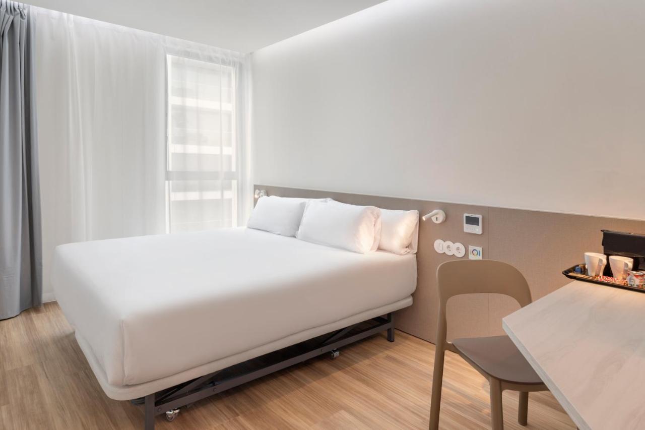 B&B Hotel Санту-Тирсу Экстерьер фото